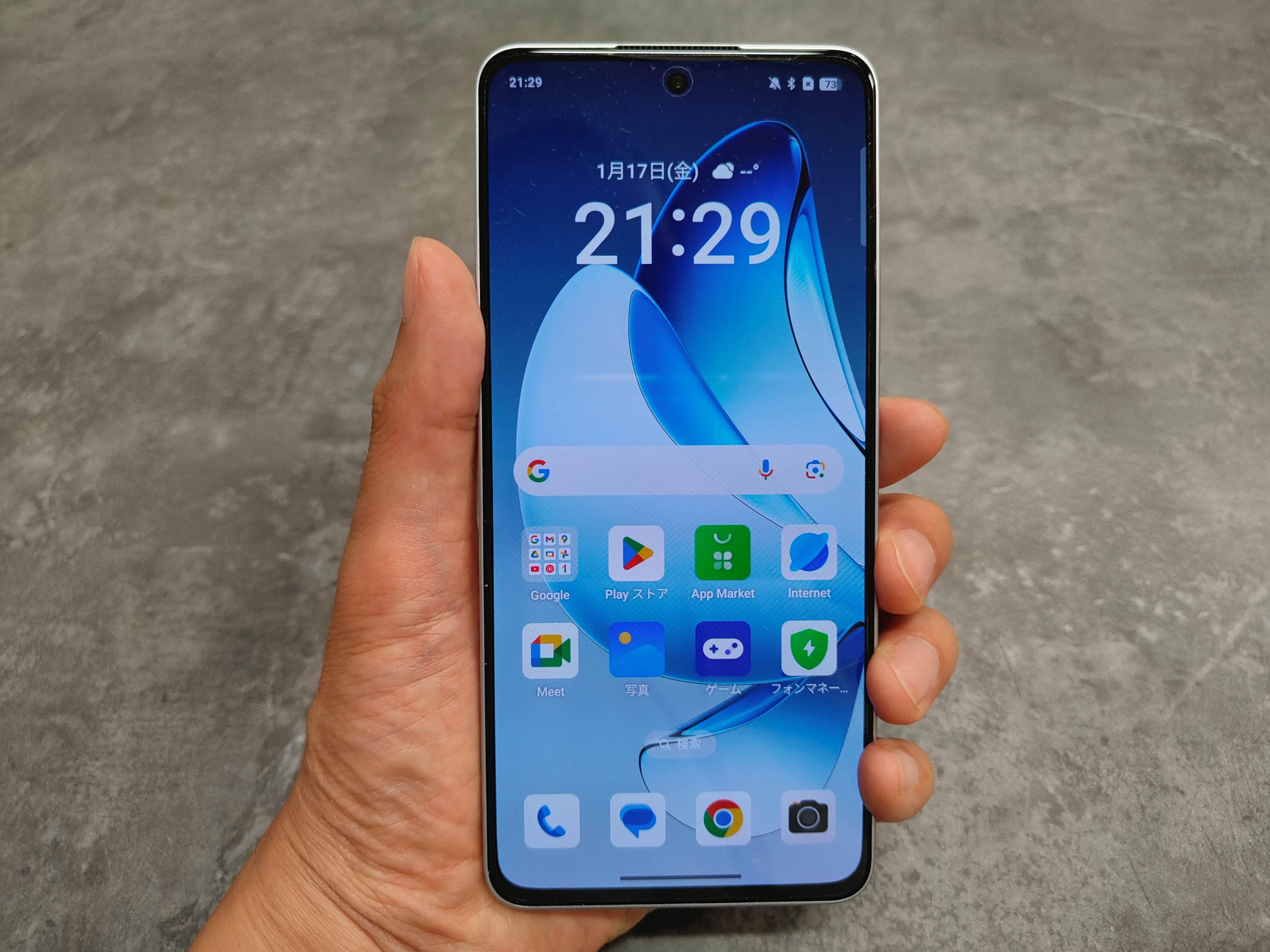 OPPO Reno13 Aディスプレイ