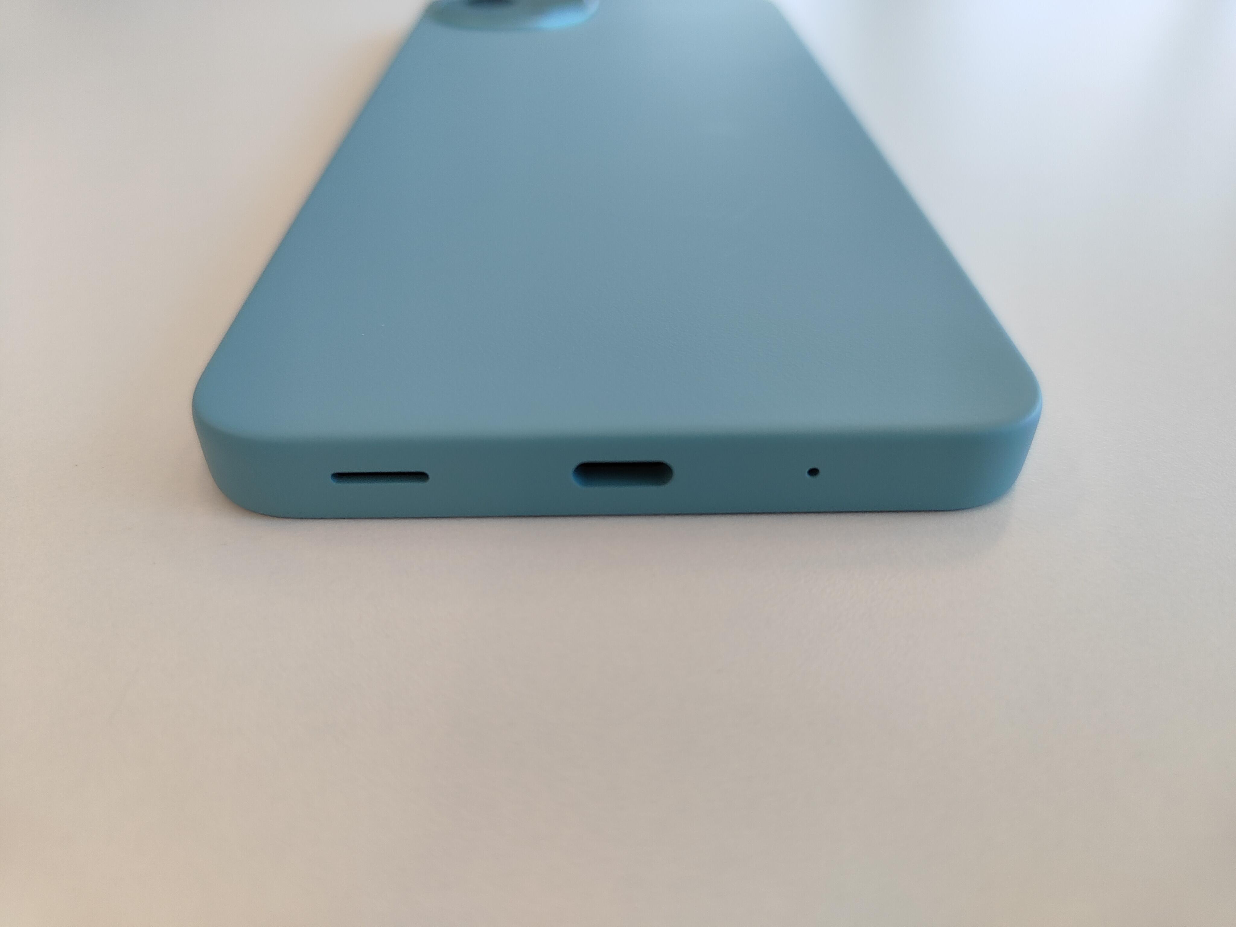 AQUOS wish5充電口.jpg