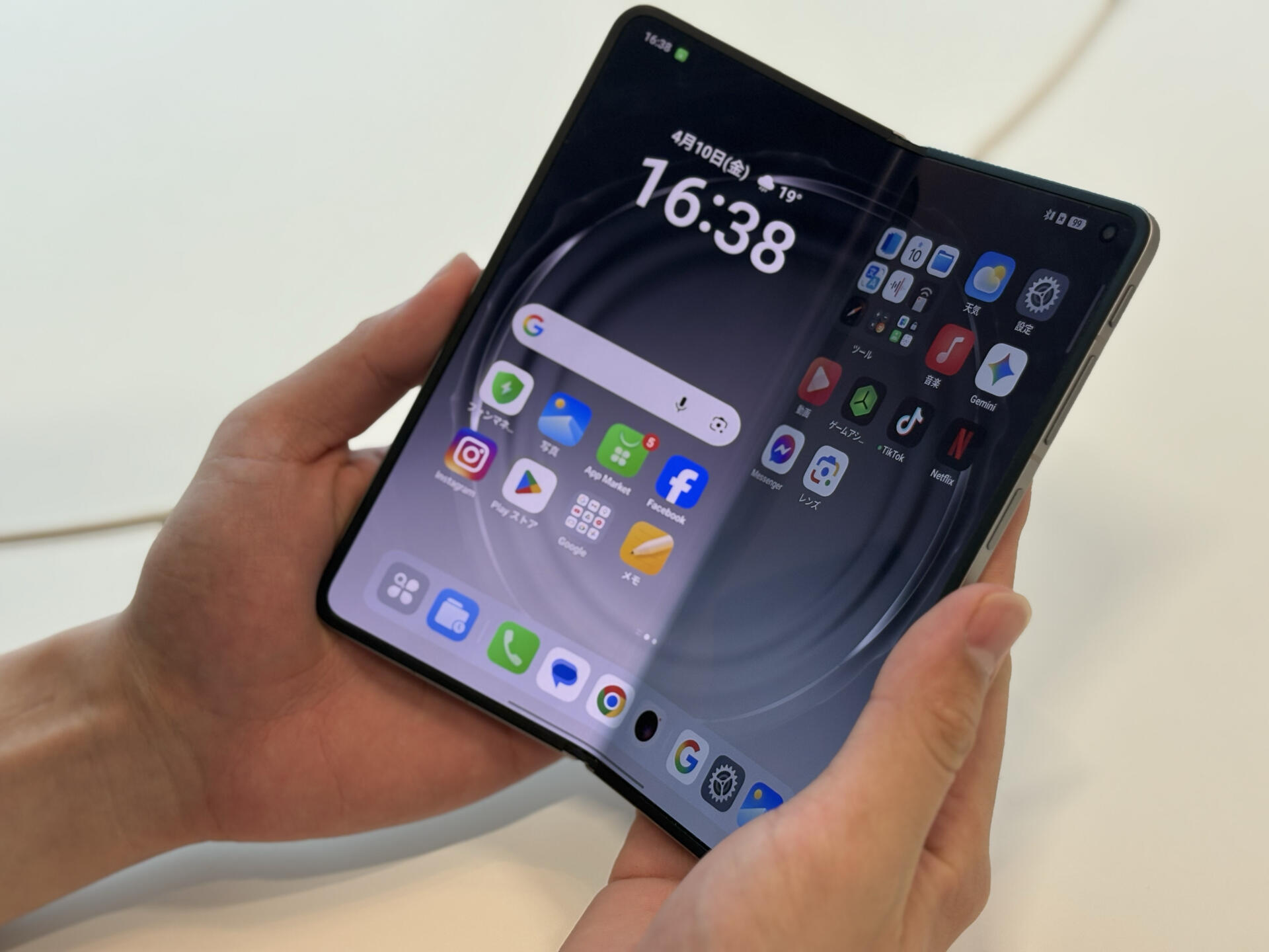 OPPO Find N6ディスプレイ③.jpg