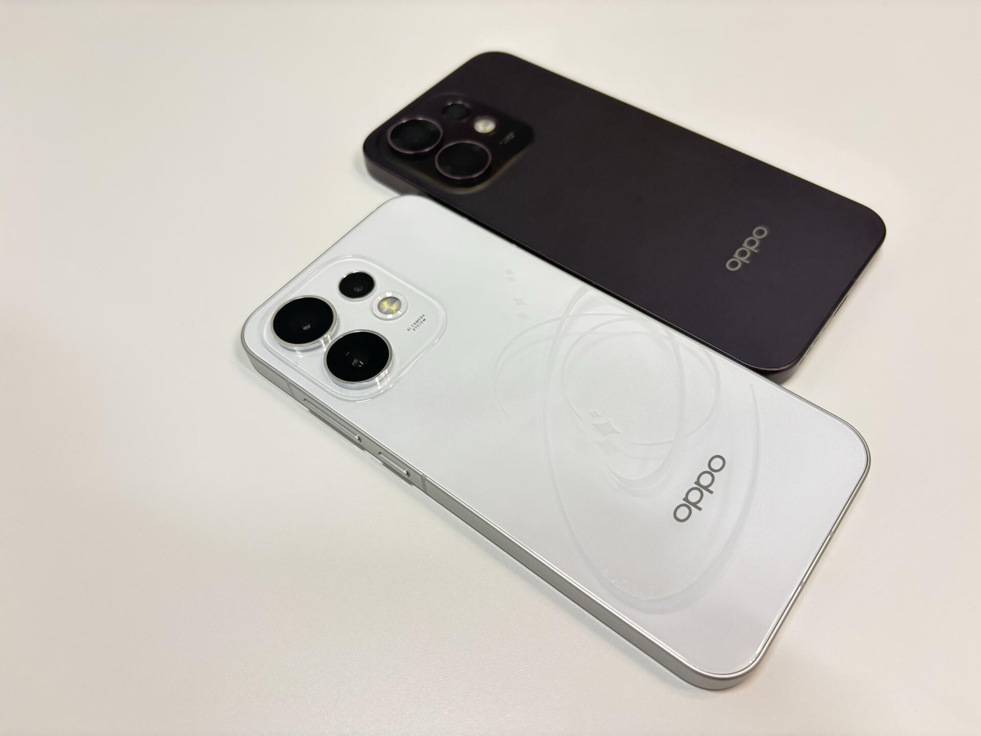 OPPO Reno16 5G.jpg
