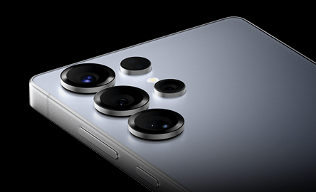 超近くも、超遠くも、高精細に捉えるAIカメラ。