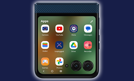 大型アウトディスプレイで閉じたままでも快適操作